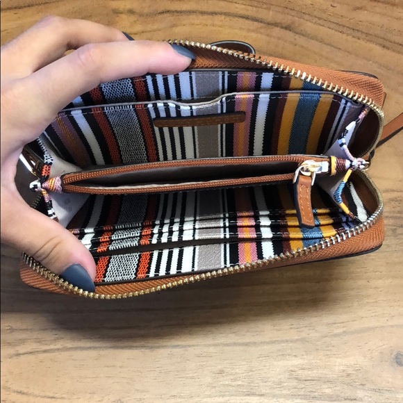 Tory Burch wristlet - Picture 4 of 5